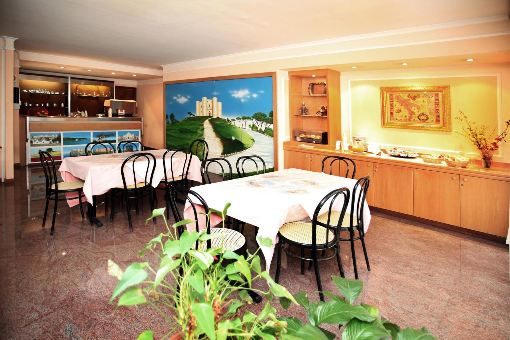 Hotel Cristal บารี ภายนอก รูปภาพ